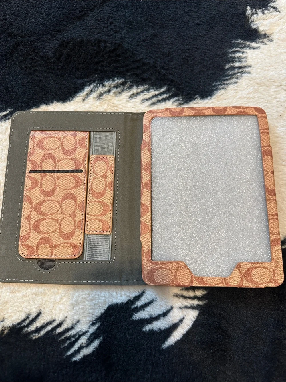Coach Metallic Rose Signature Kindle case